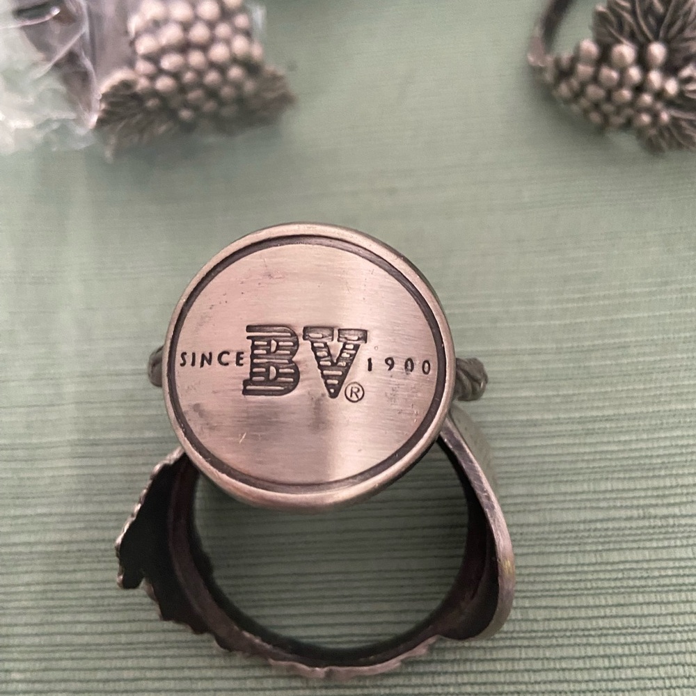 Beaulieu Vineyard BV Pewter Grape Napkin Rings set of 9